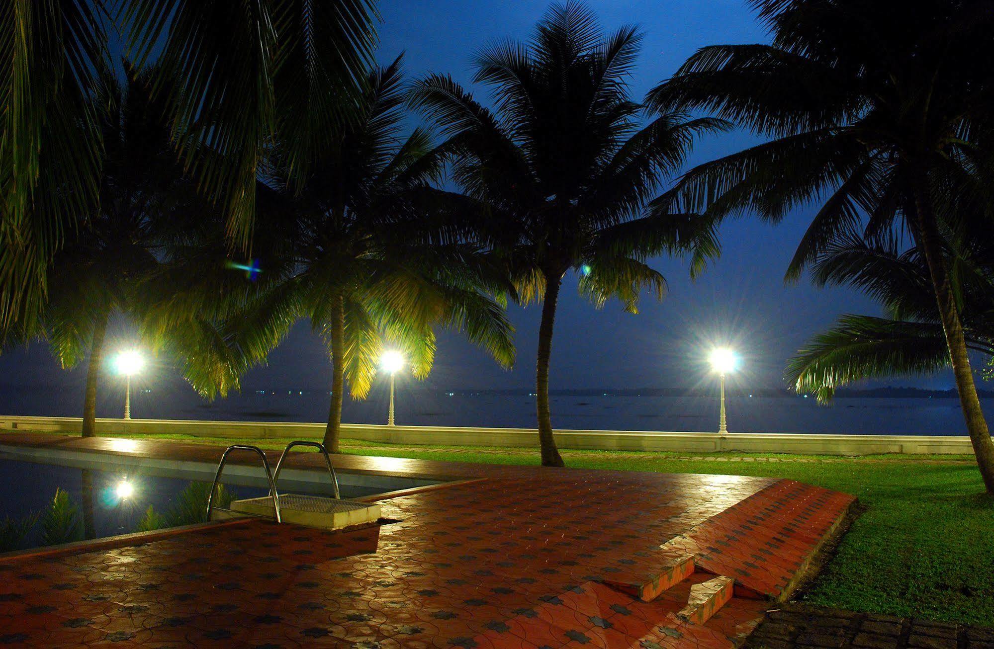 Soma Kerala Palace Murinjupuzha Esterno foto